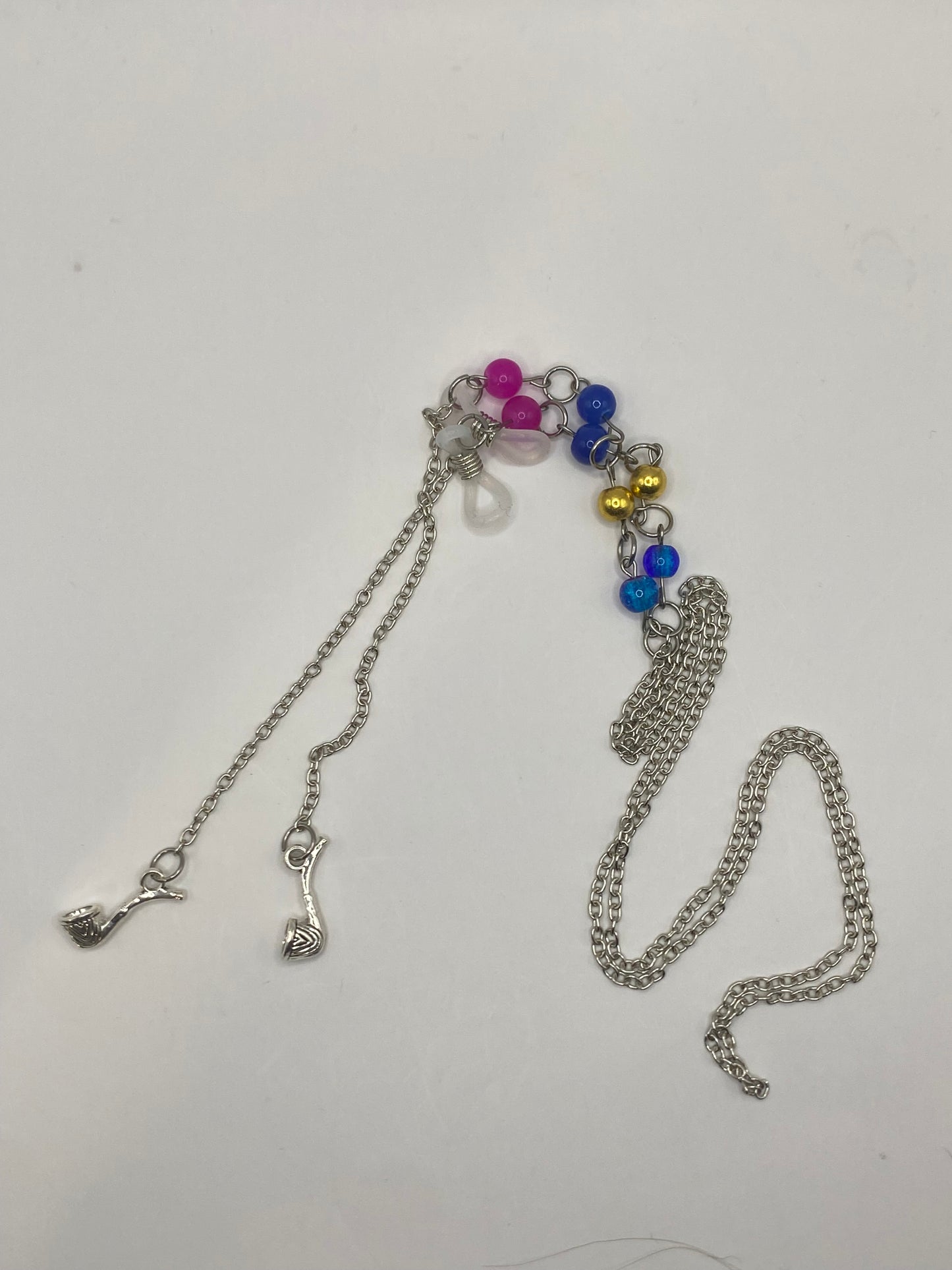 The Caterpillar Glasses Chains