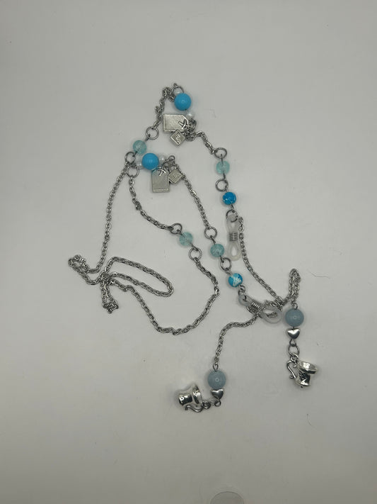 The Lonely Assistant Glasses Chains