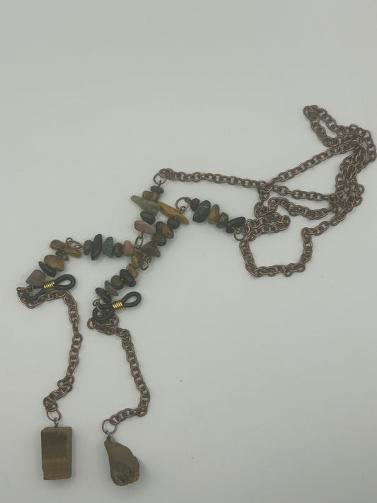 Savior of Erid Glassses Chains