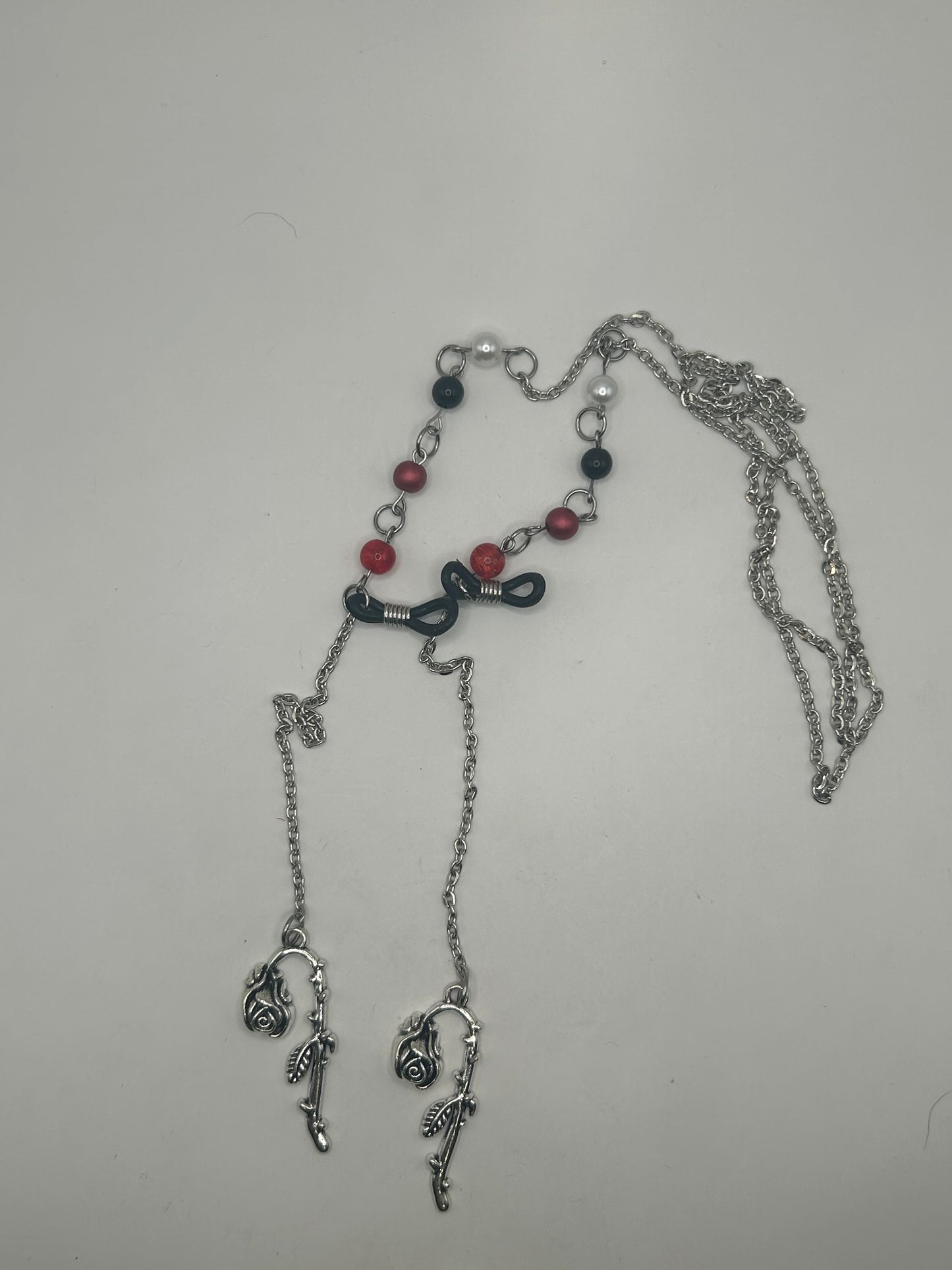 Three Cheers Glasses Chains