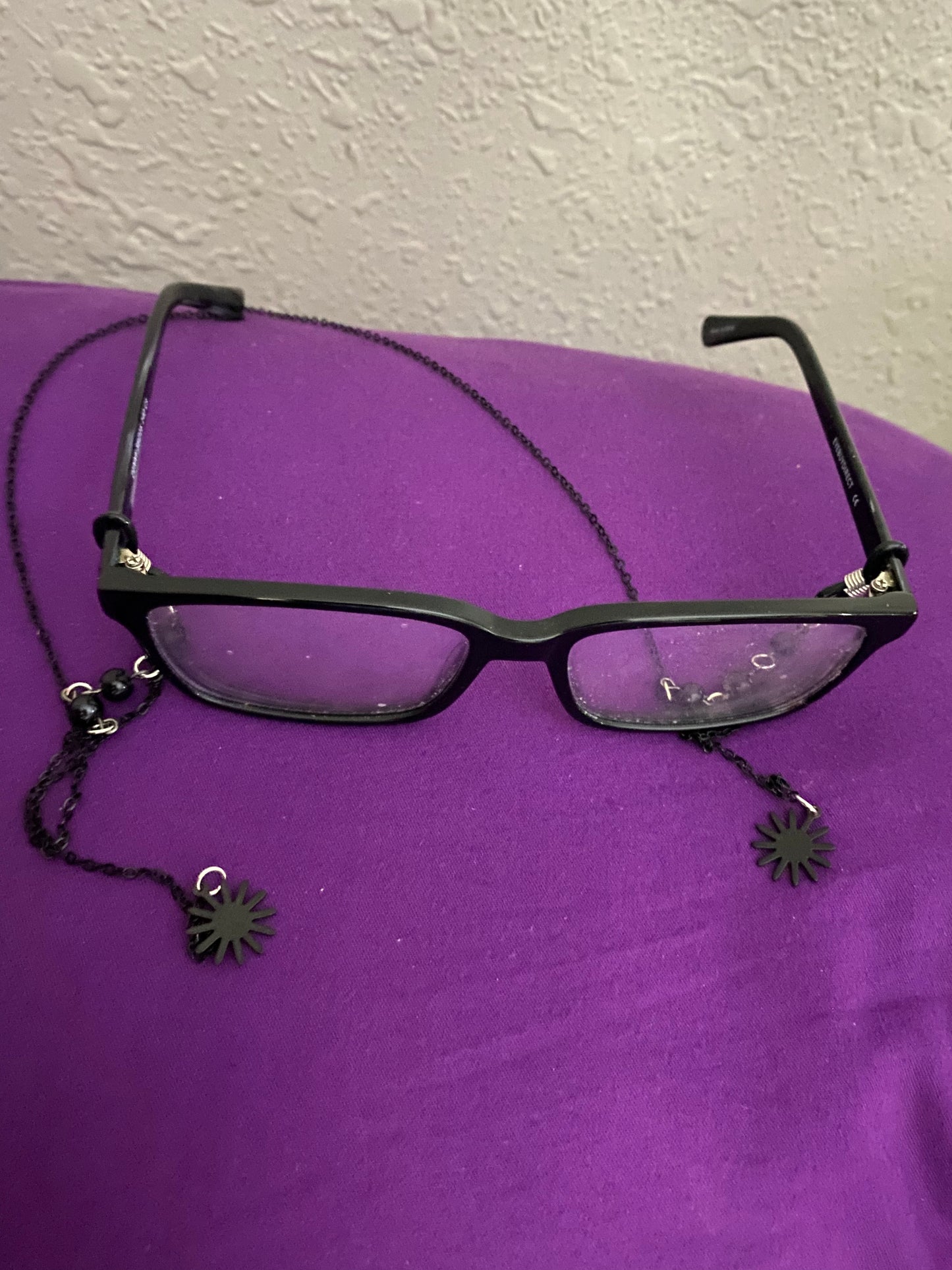 Entity Inspired Glasses Chains: The Dark